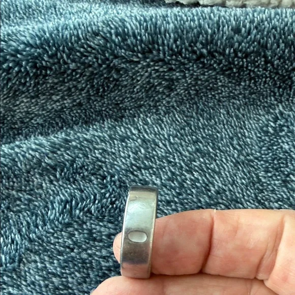 Oura Silver Ring - Picture 1 of 6